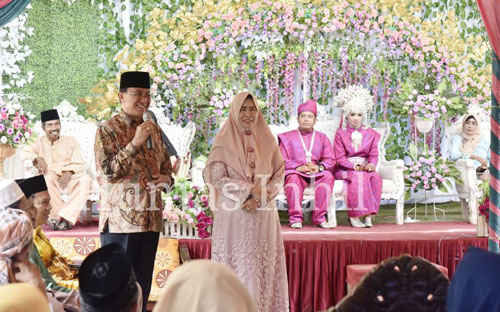 Hadiri Pesta Pernikahan Warga, HM Wardan Ajak Umat Muslim Jangan Tinggalkan Shalat 5 Waktu